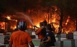 Apokaliptični prizori u Grčkoj: Naređena evakuacija stanovništva